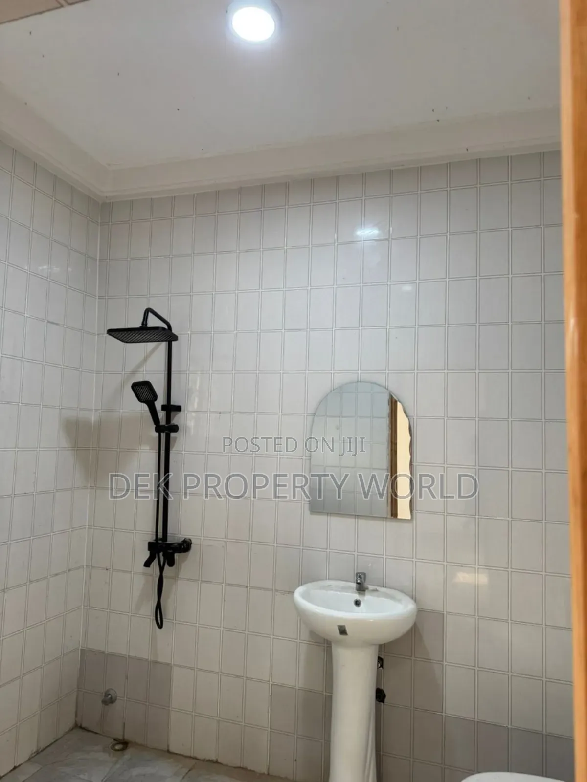 1bdrm Apartment in Ga East Municipal for rent