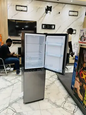 Fresh in Box Nasco-D2-20fl Nasco Fridge Bottom Freezer 158ltr Silver