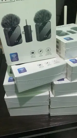 F11-2 Wireless Microphone