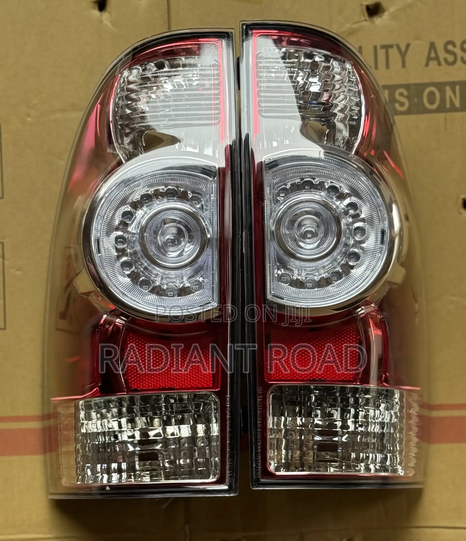 Toyota Tacoma 2012 Taillight