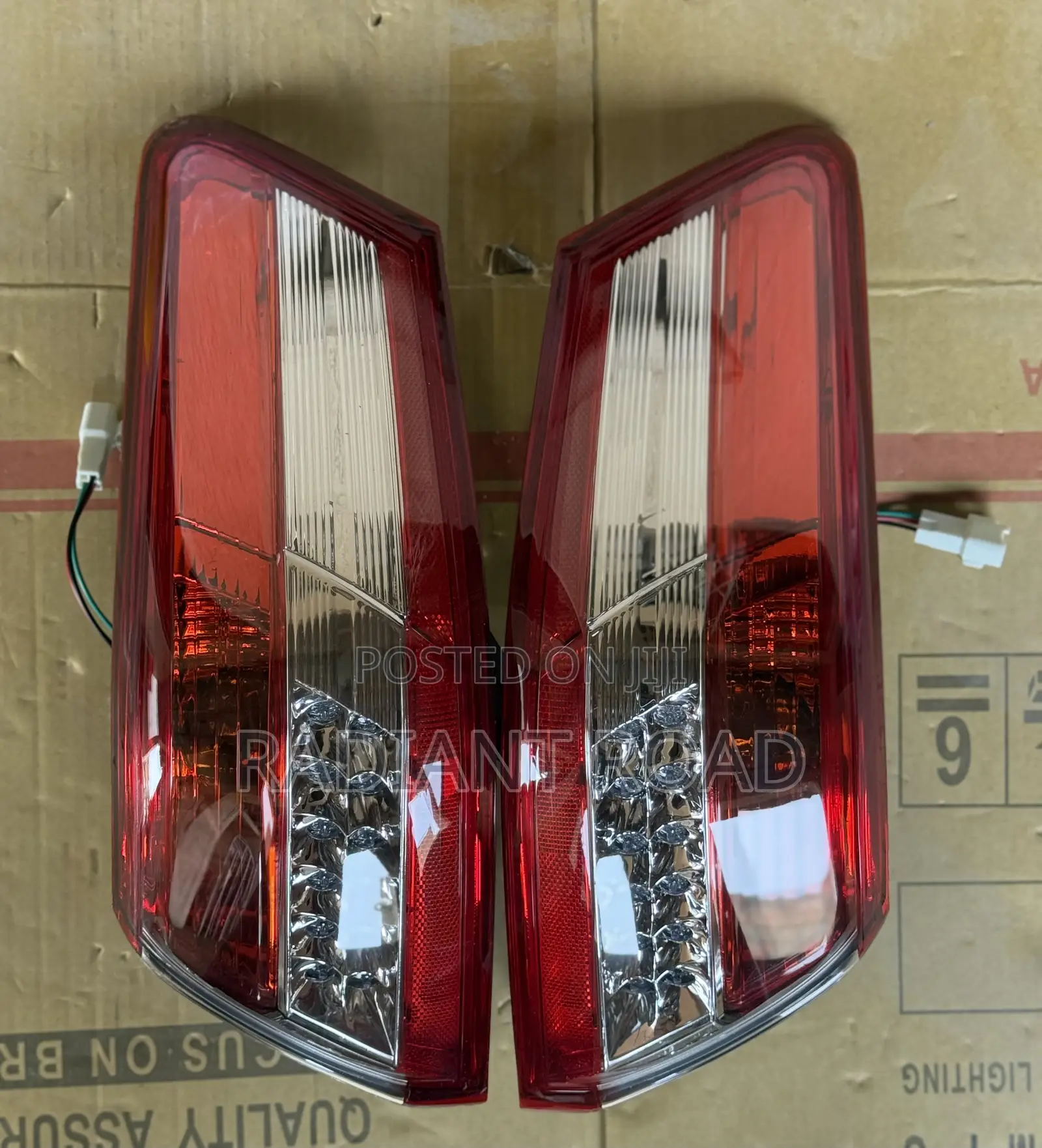 Toyota Camry 2010 - 2011 Taillights