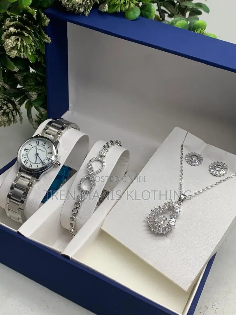 Beautiful Ladies Watch/Bracelet/Necklace/Earrings