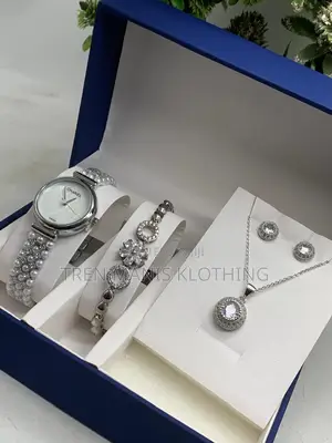 Beautiful Ladies Watch/Bracelet/Necklace/Earrings