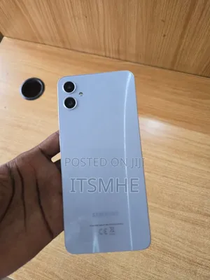 New Samsung Galaxy A05 64 GB White
