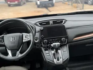 Honda CR-V Touring AWD 2019 Blue