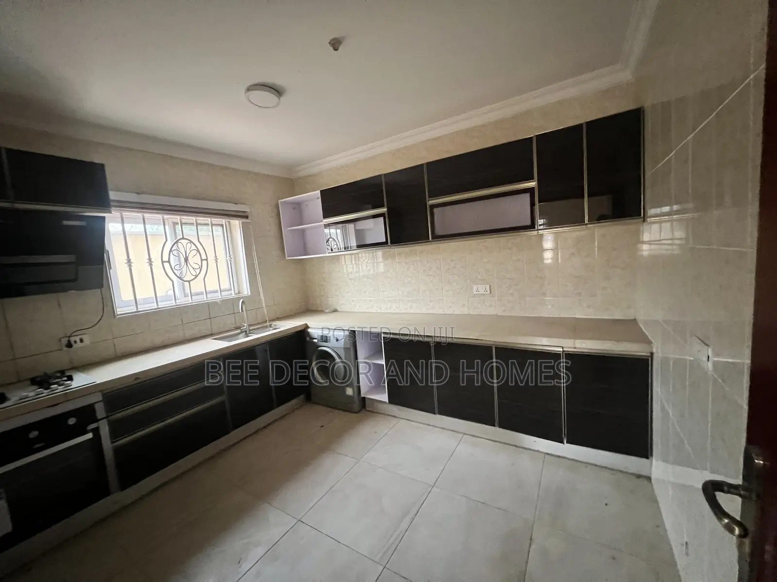 3bdrm Apartment in Bee Speed, West Legon for rent