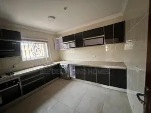 3bdrm Apartment in Bee Speed, West Legon for rent