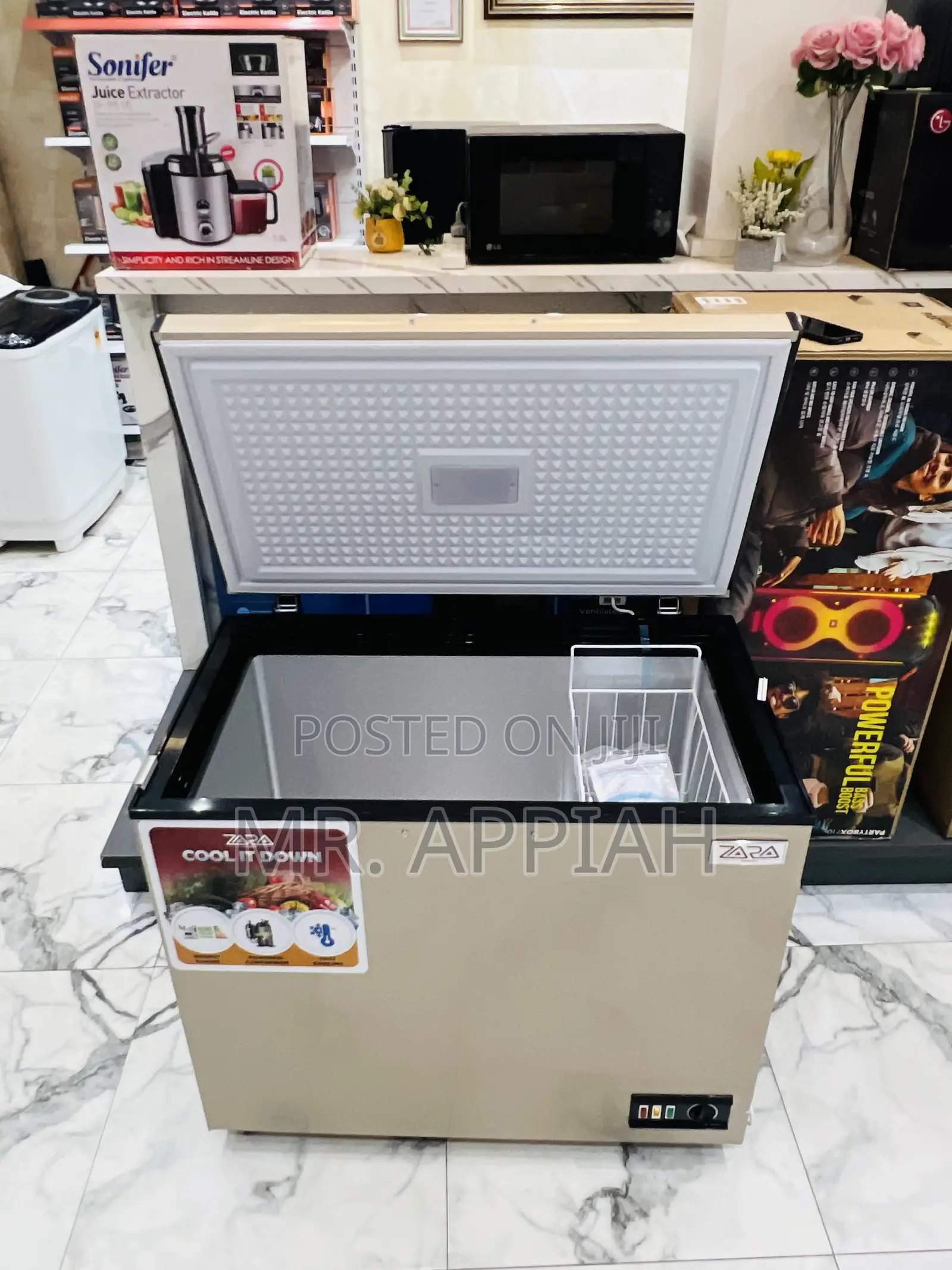 Sleek Design Zara-300flg 238l Single Door Electric Chest Freezer.