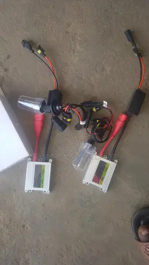 Xenon Hid Chargeable Bulbs (Set)