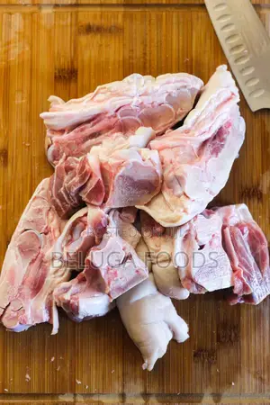 Pig / Pork Feet for Soup, Stew Etc *Promo*