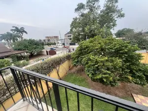 4bdrm Mansion in Bee Decor & Homes, West Legon for rent
