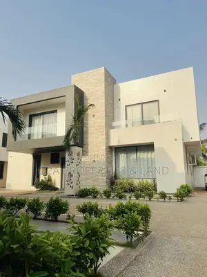 4bdrm House in Botwe, Nmai-Dzorn for sale