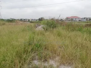 Land 4sale Ejisu Metro Fm