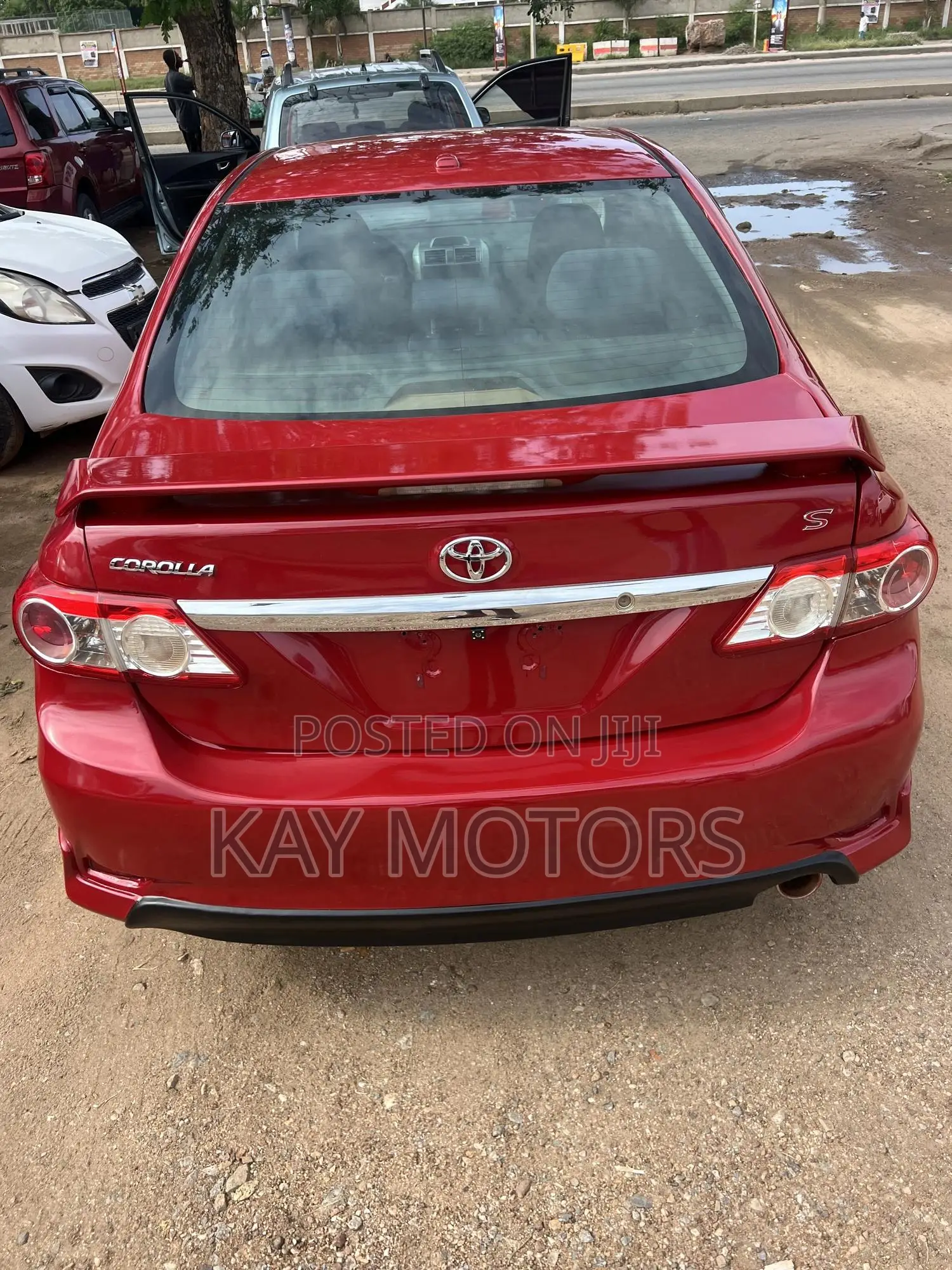 Toyota Corolla S 4dr Sedan (1.8L 4cyl 4A) 2013 Red