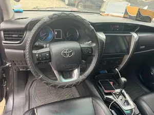 Toyota Fortuner 2.7 AWD 2021 Gray