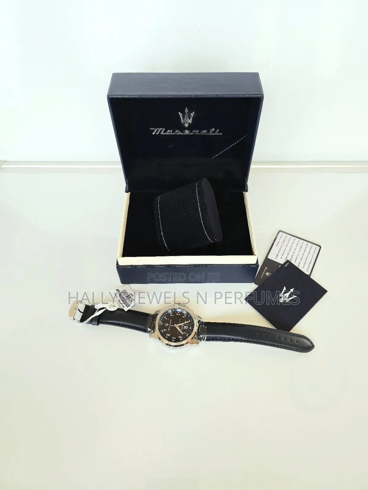 Maserati Successo R Blue Leather Strap Watch
