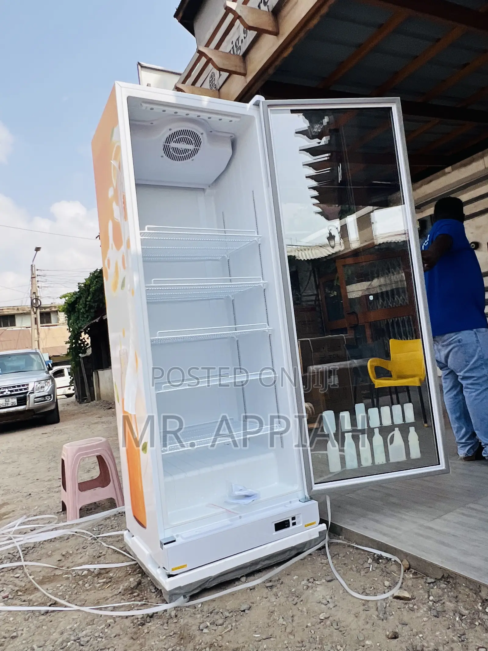 Extremely Cooling Zara-600dfg Beverage Cooler(591liters) 