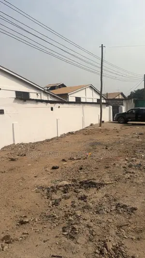 Executive Warehouse for Rent at Circle