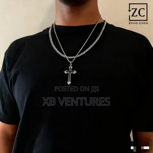 Men's
Pendant Necklace