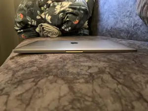 Laptop Apple MacBook 2018 16GB Intel SSD 512GB