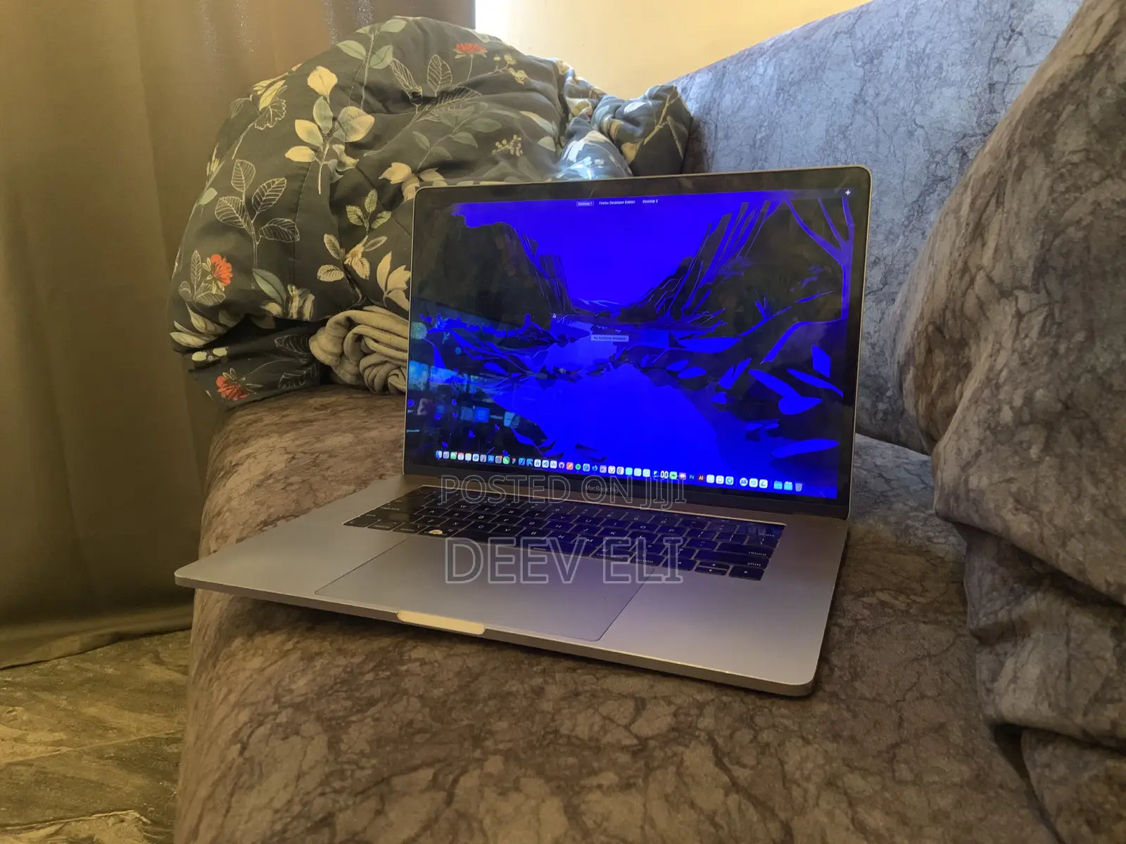 Laptop Apple MacBook 2018 16GB Intel SSD 512GB