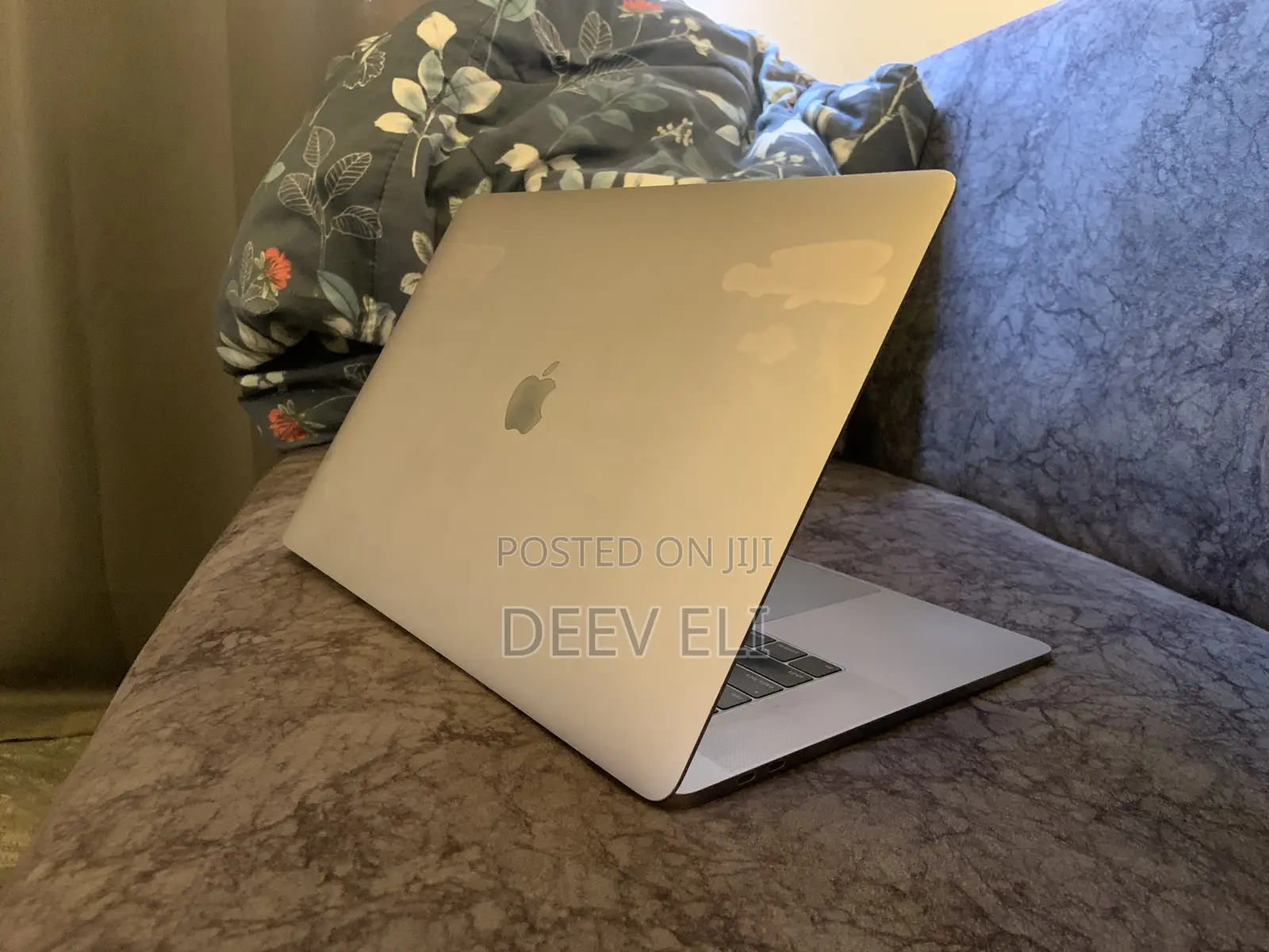 Laptop Apple MacBook 2018 16GB Intel SSD 512GB