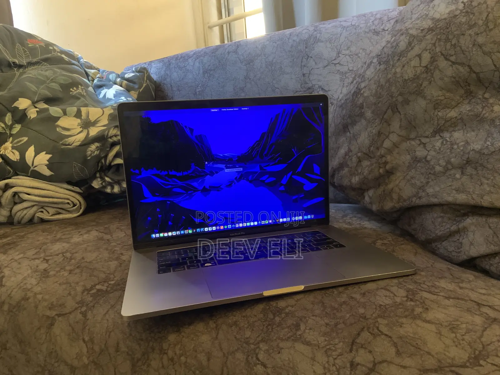 Laptop Apple MacBook 2018 16GB Intel SSD 512GB