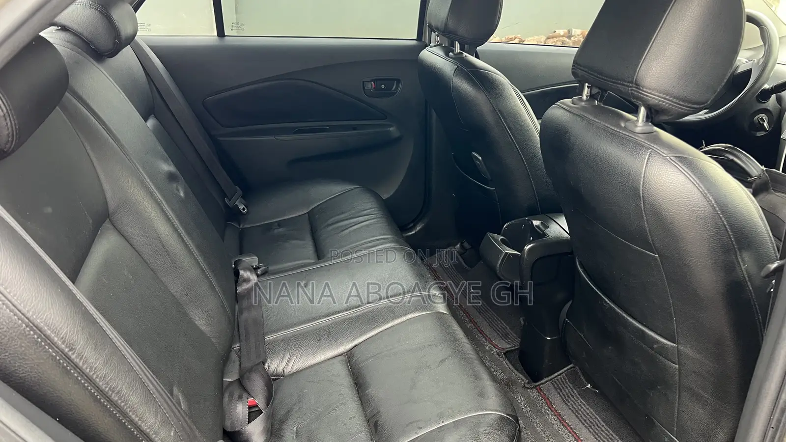 Toyota Belta 2010 Red