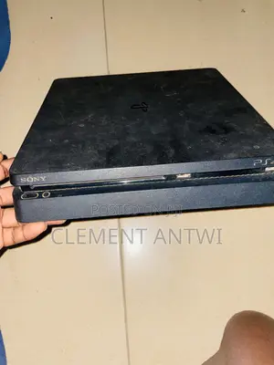 Ps4 Console