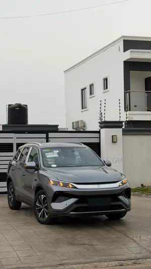 New BYD Song Plus DM-i 2025 Gray
