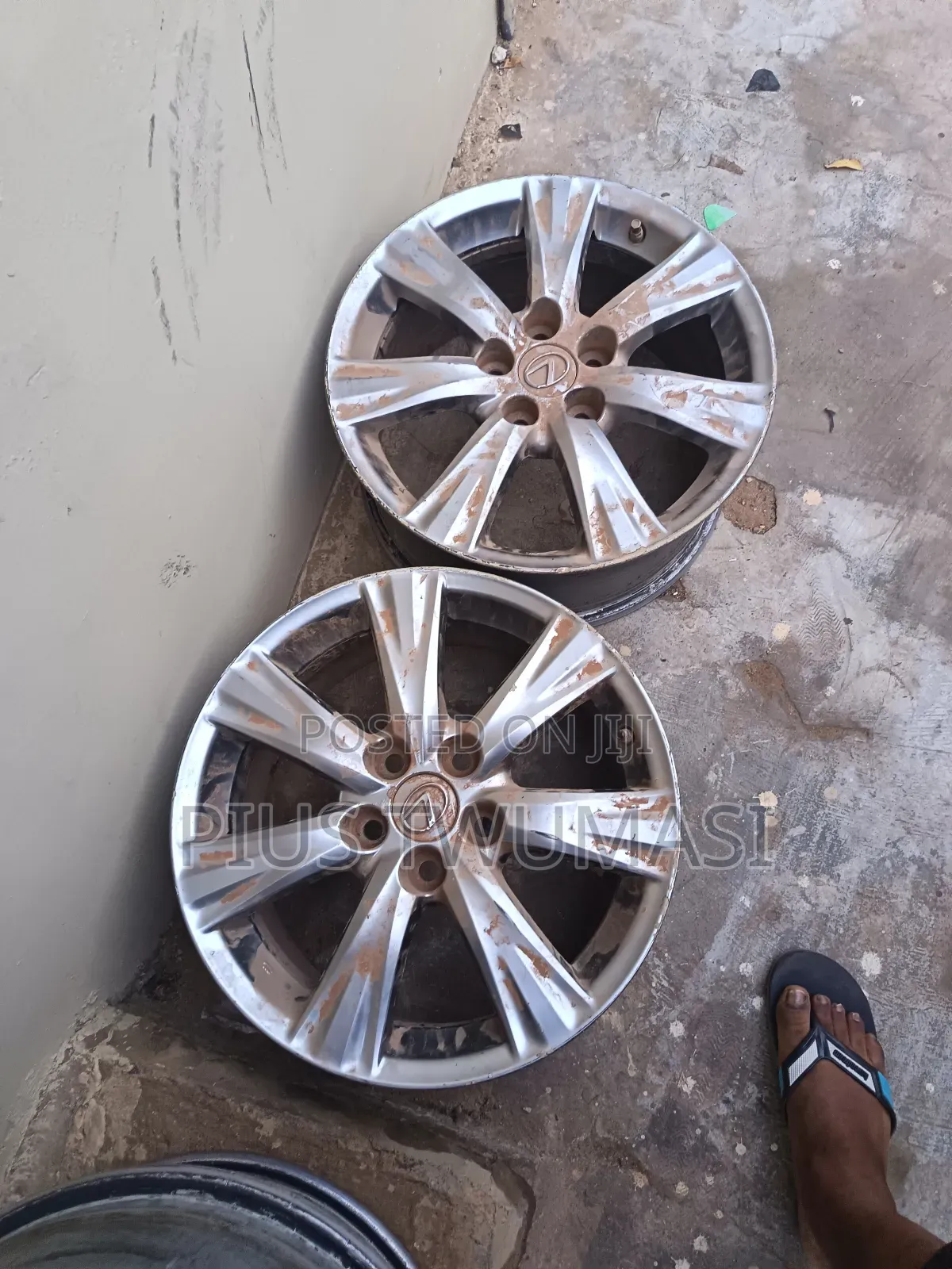 Original Lexus Home Used R17