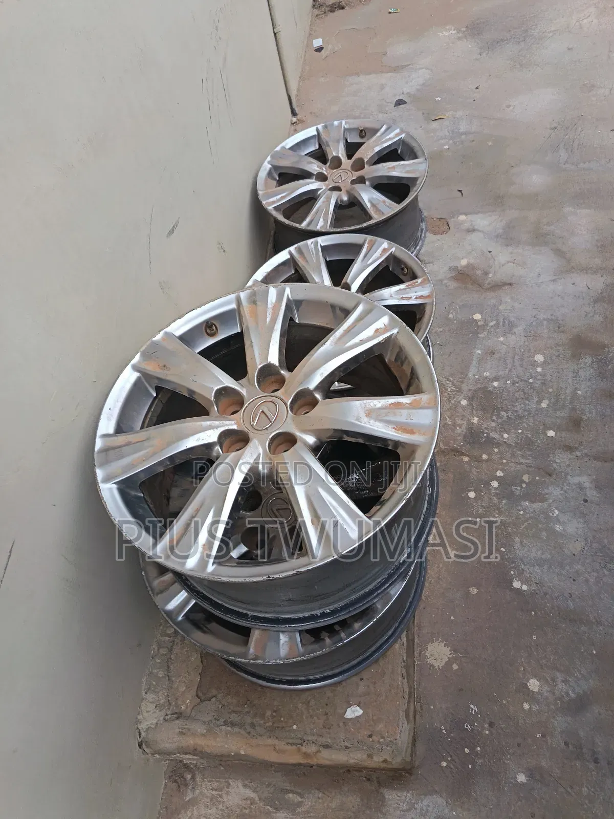 Original Lexus Home Used R17