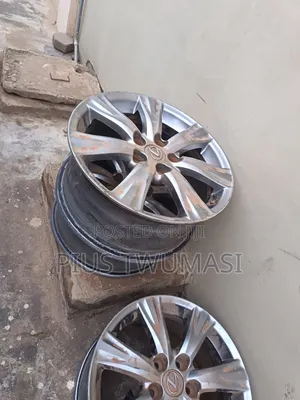 Original Lexus Home Used R17