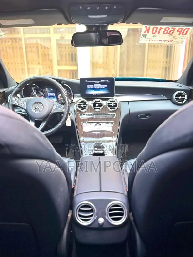 Mercedes-Benz C300 Luxury 4matic Sedan AWD (2.0L 4cyl 7A) 2017 Red