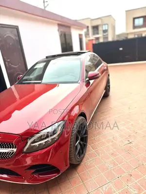 Mercedes-Benz C300 Luxury 4matic Sedan AWD (2.0L 4cyl 7A) 2017 Red