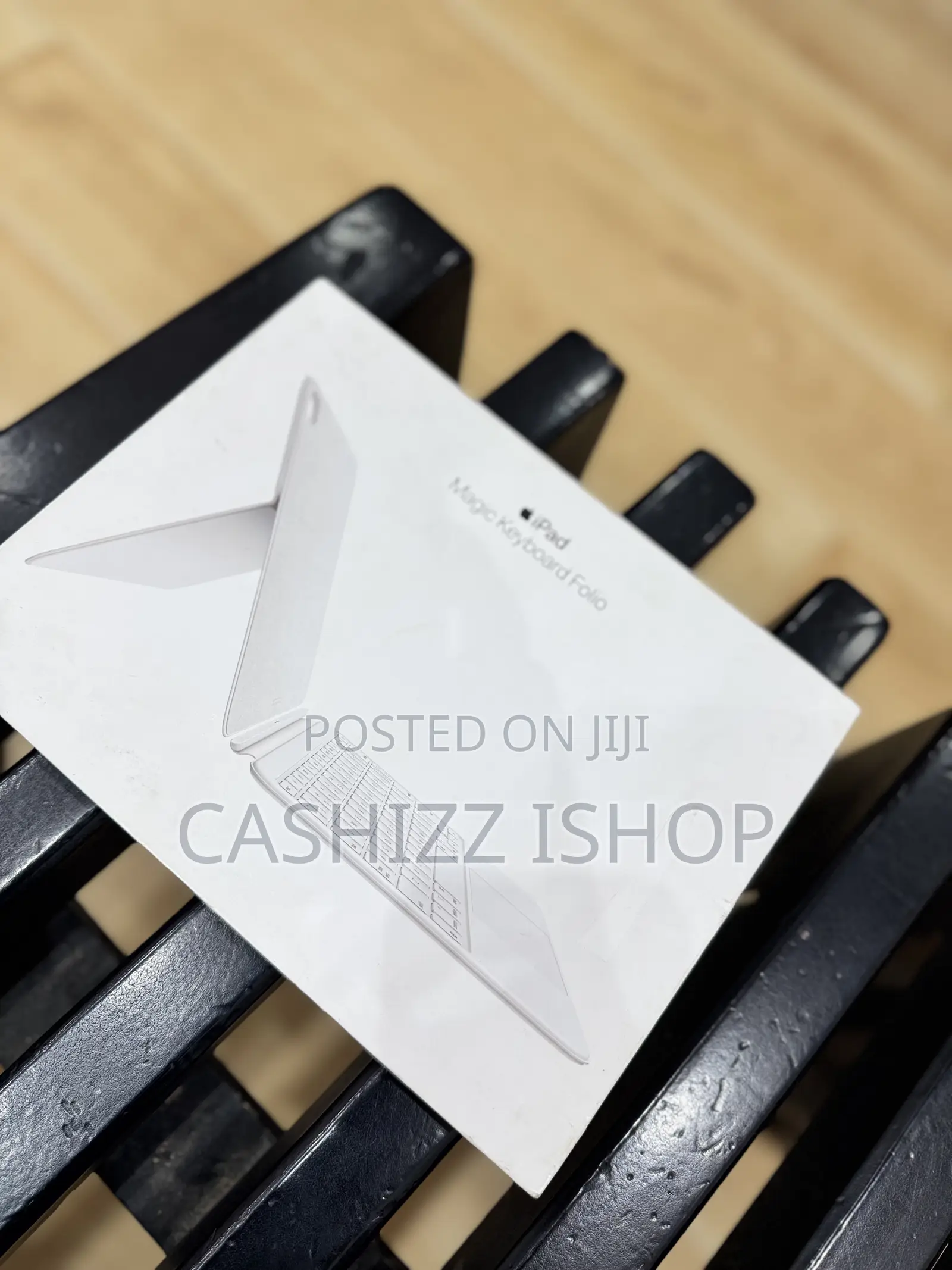 Apple Keyboard