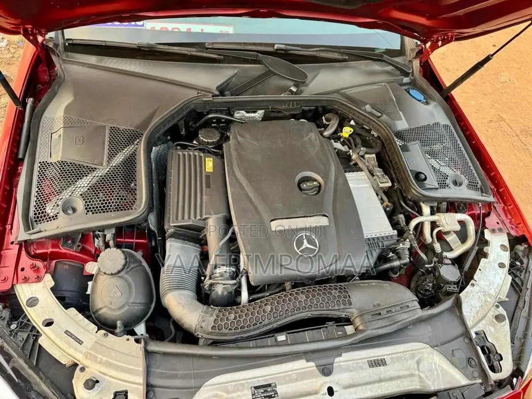 Mercedes-Benz C300 Luxury 4matic Sedan AWD (2.0L 4cyl 7A) 2017 Red