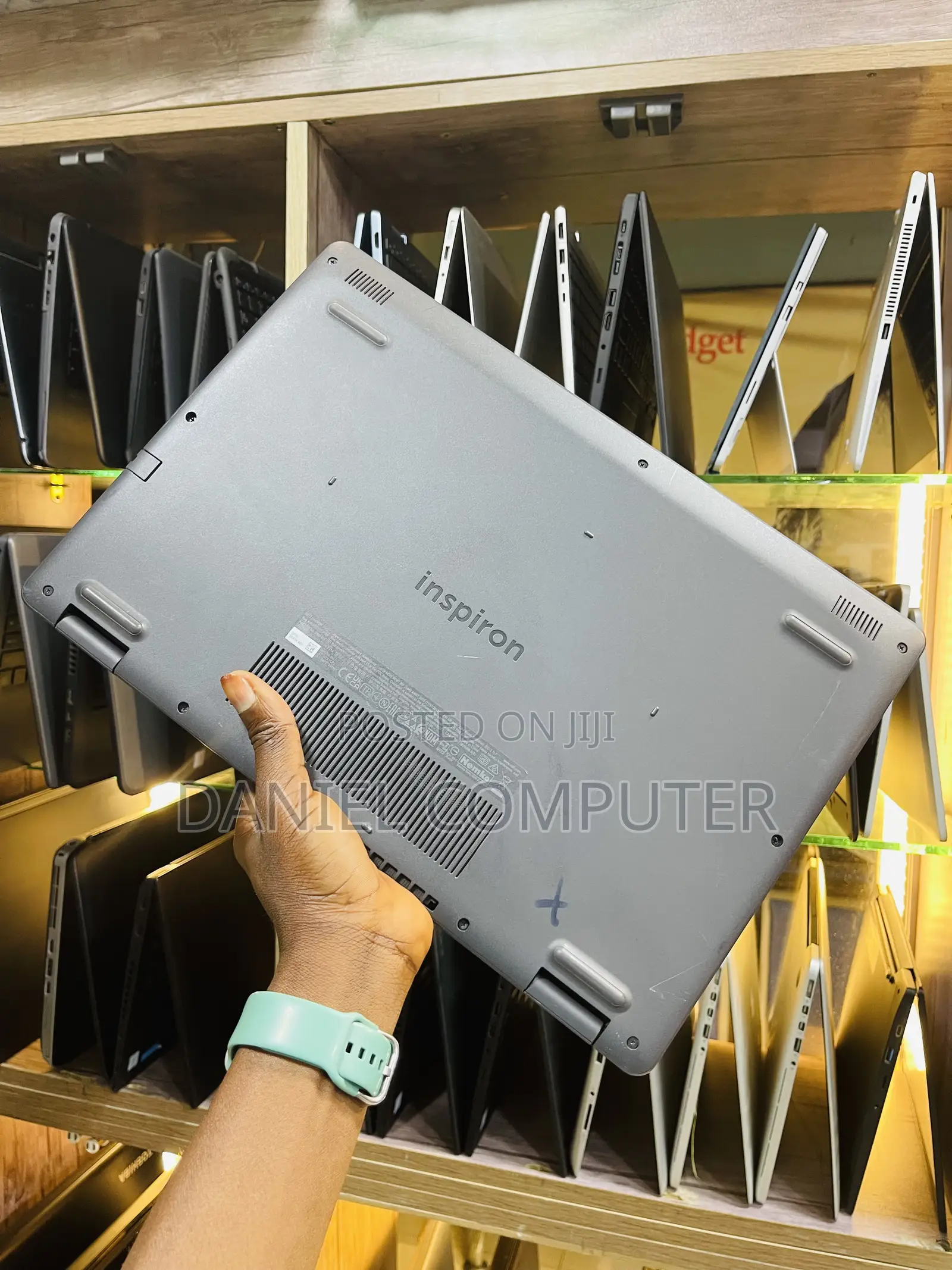 Laptop Dell Inspiron 3541 8GB Intel Core i3 SSD 256GB