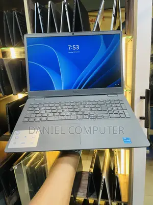 Laptop Dell Inspiron 3541 8GB Intel Core i3 SSD 256GB