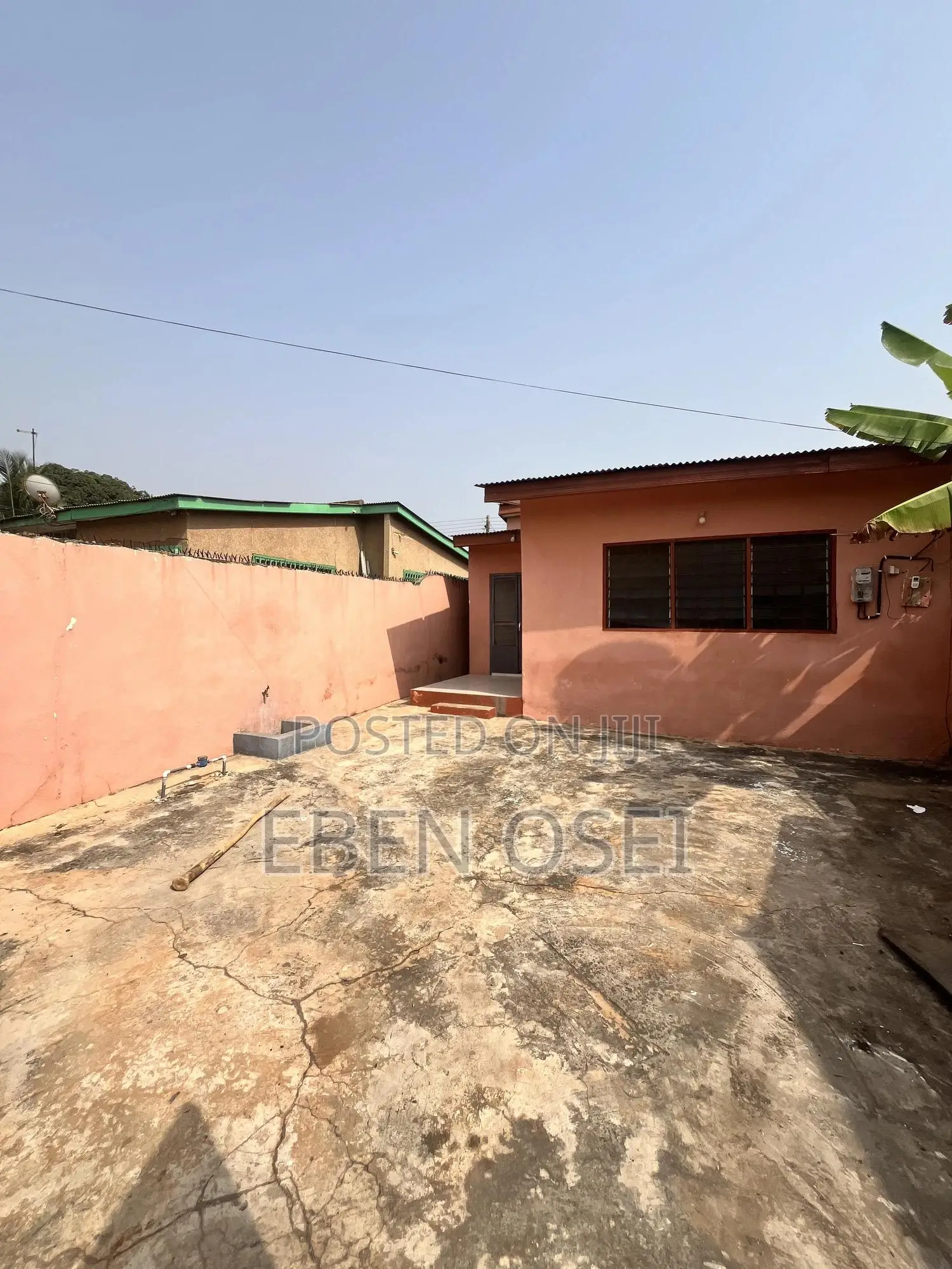 2bdrm House in Dansoman for rent