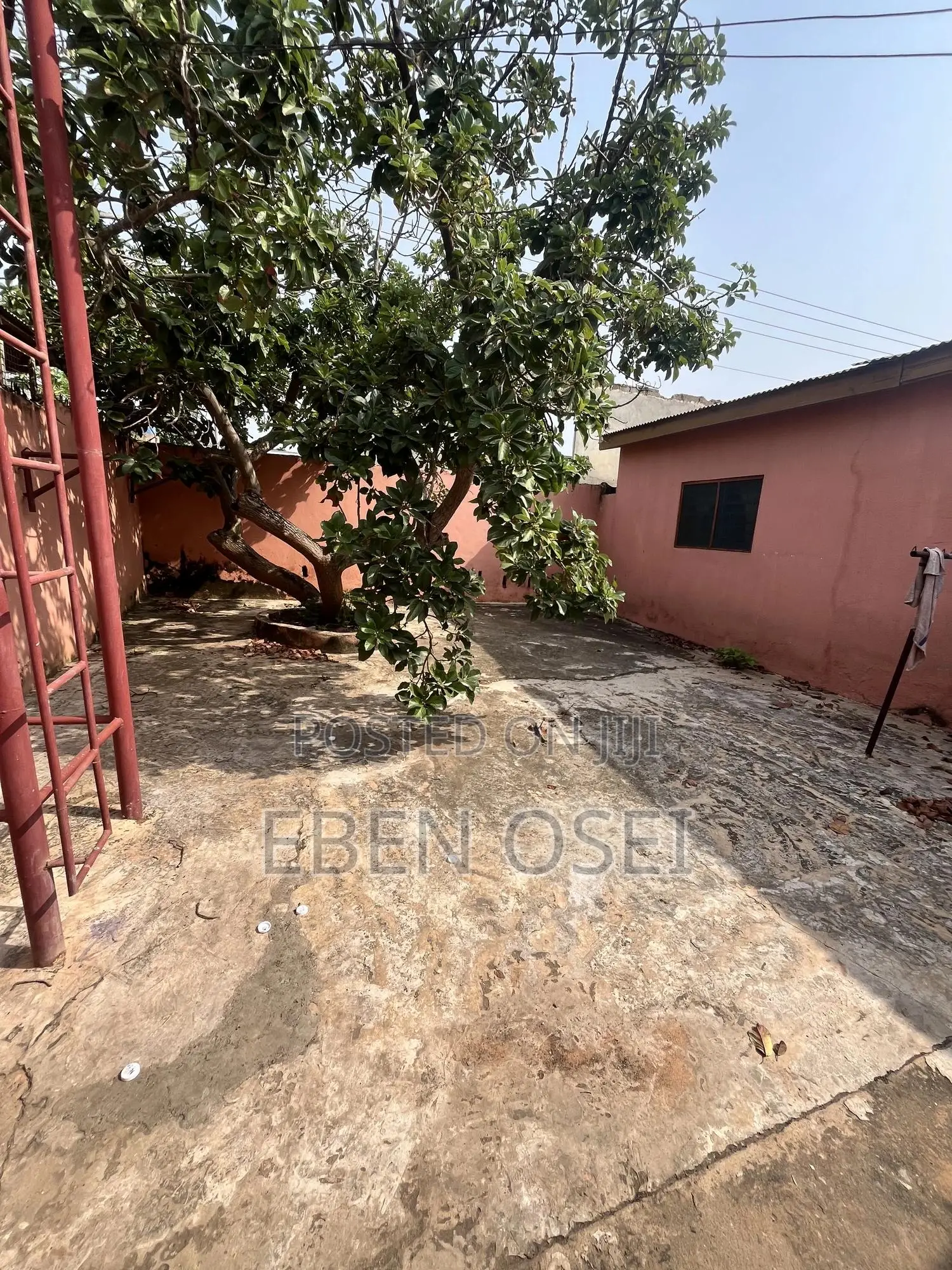 2bdrm House in Dansoman for rent
