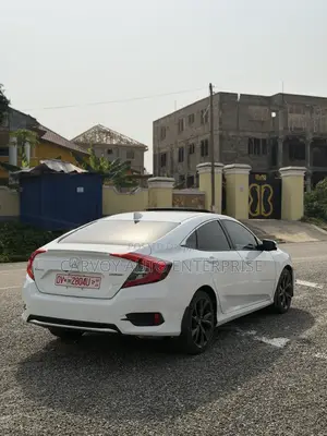 Honda Civic Touring 4dr Sedan (1.5L 4cyl) 2016 White