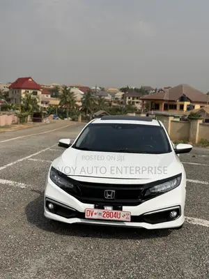 Honda Civic Touring 4dr Sedan (1.5L 4cyl) 2016 White
