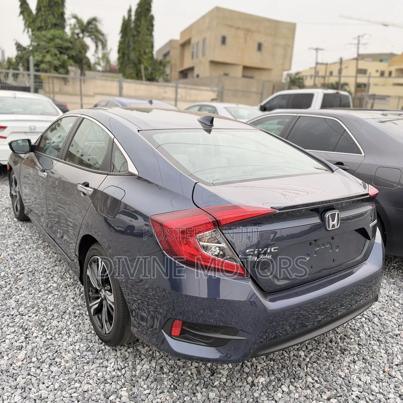 Honda Civic Touring Sedan 2018 Gray