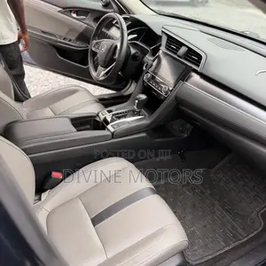 Honda Civic Touring Sedan 2018 Gray