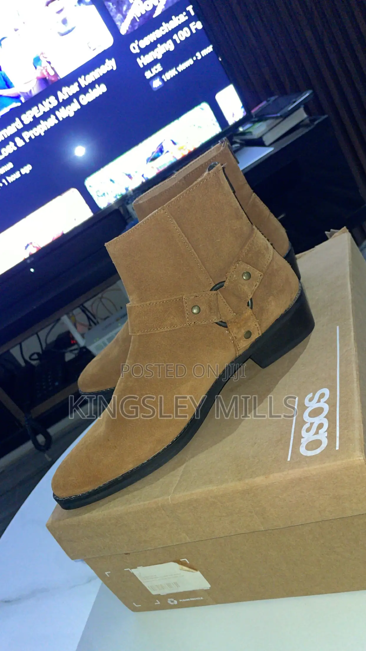 Chelsea Boots