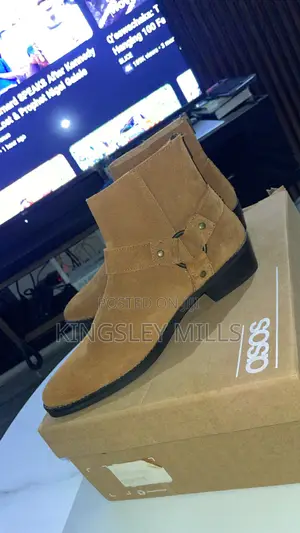Chelsea Boots