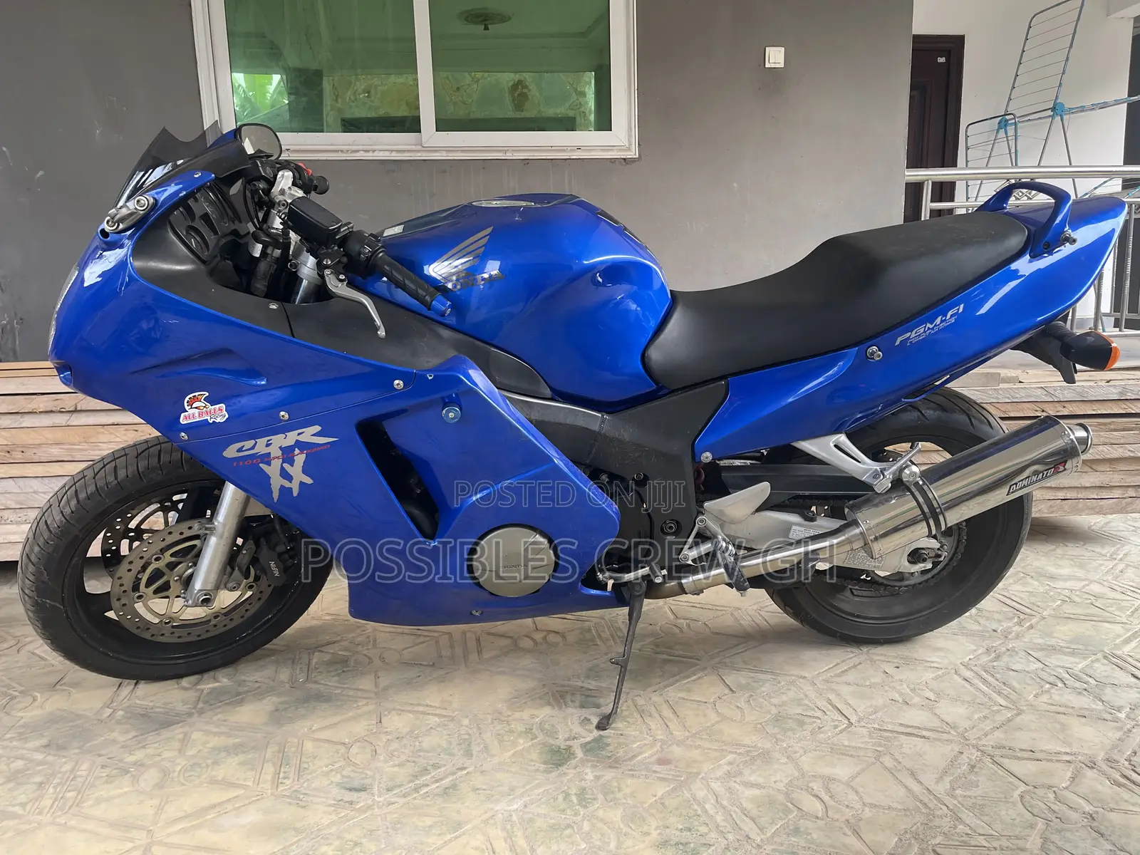 Honda CBR 2005 Blue