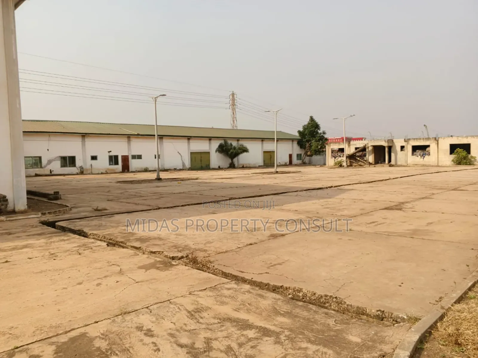 Commercial Office Space,Warehouse, Showroom for Sale at Tema Comm 25