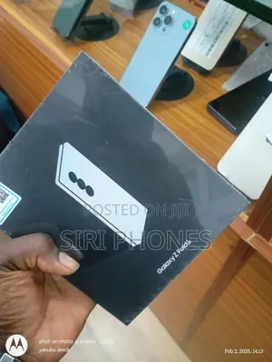 New Samsung Galaxy Z Fold6 256 GB Pink